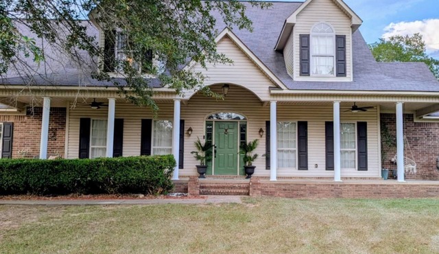 Serenity Springs! Luxury Retreat w/Arcade, Pool, Sports & Chef's Kitchen