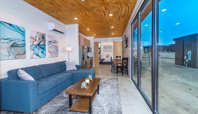 Serenity Suite 4B- Amphitheater, Winery & Spa
