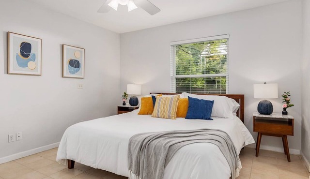 Serenity Terrace | King Bed Lounge & Coffee Bar