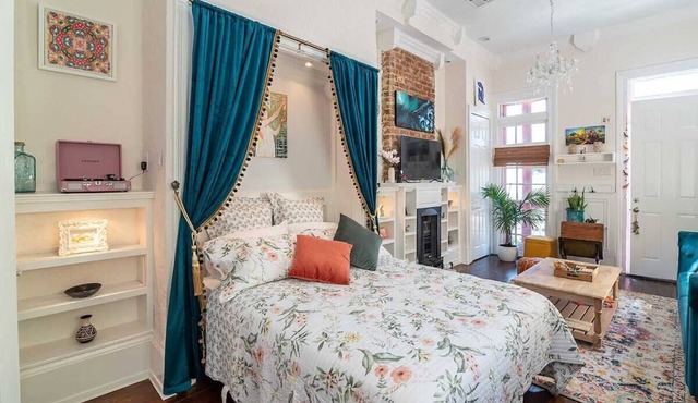 SerenityNow · Charming Historic Home w/Free Parking near Quarter