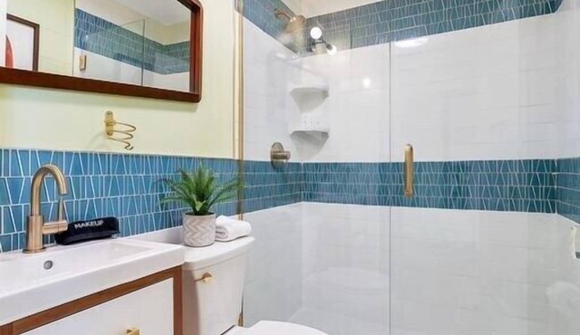 Seriously 60s Room #2 @ Retro Boutique Motel