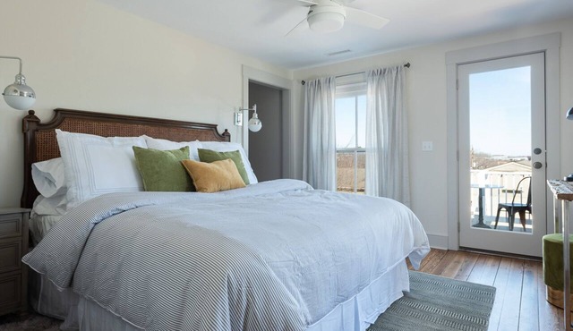 Service Station Apartment | Great Extended Stay in Dtwn Belmont