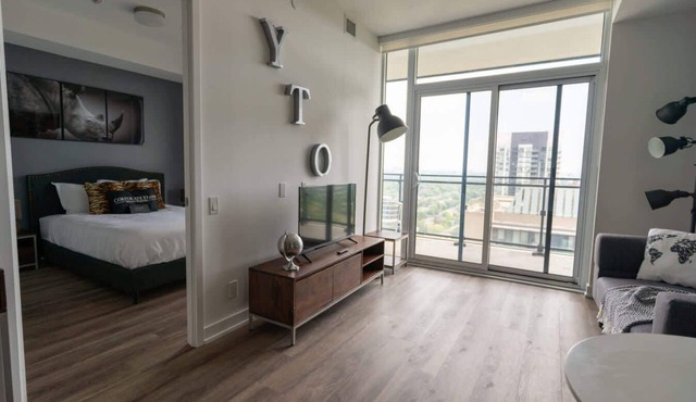 Serviced 1 Bedroom Apartment in North York | Pivot Building