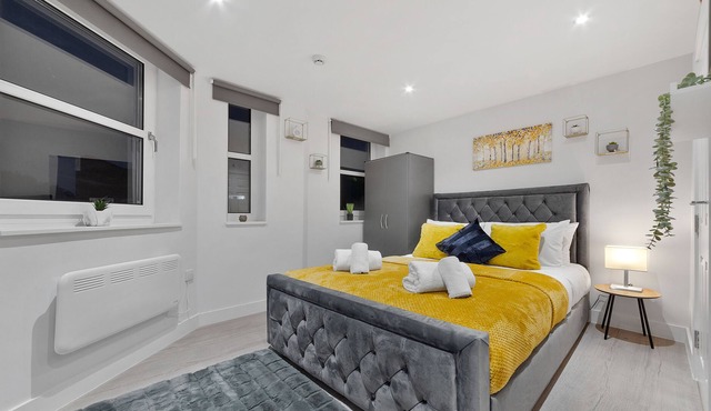 Serviced Ensuite Room Crystal Palace London SE20