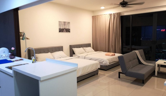 Setia City Convention Center Trefoil Studio for 4 Pax