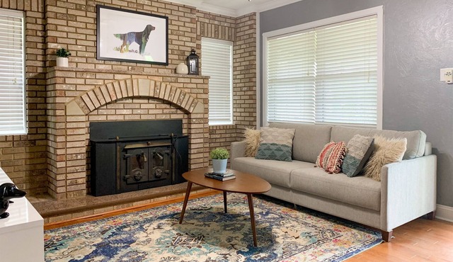 Setter Haus - Dog Friendly, near Purina Farms and WashMO