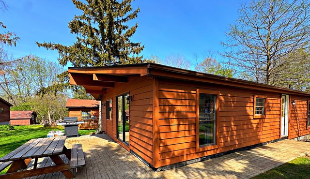 Settle In & Unwind | 8 ppl | IC63