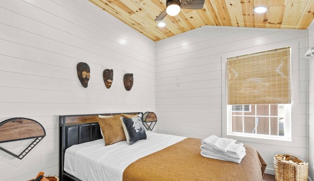 Seven Neighboring Cabins at Eden Reserve