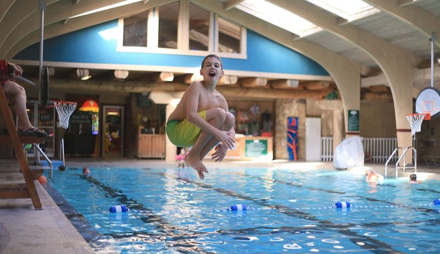 Seven Springs 2 Bedroom Standard Condo, Sleeps 10! by RedAwning