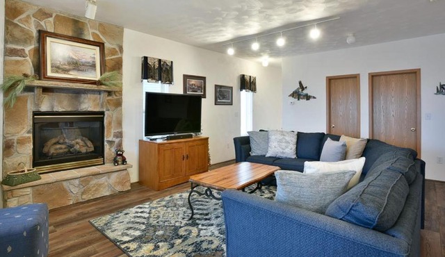 Seven Springs 4 BR Premium Condo, Deck with Views