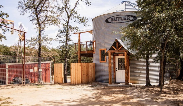 Seven Star Silo - stay in luxury while you take in the tranquility of the Ranch!