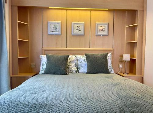 Severnside Boat and Caravan Park Gloucestershire - Caravan 1