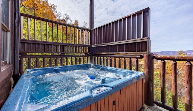 Sevierville 23 - Seven Bedroom Villa, Sleeps 23