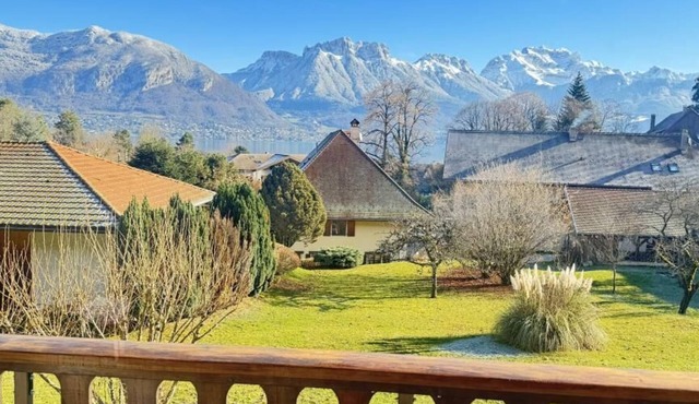 Sevrier-Centre : Maison de famille vintage cosy