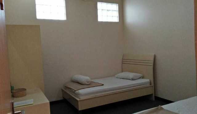 Sewa Rumah Harian Strategis di Tengah Kota Bandung Bisa Untuk 30 Orang