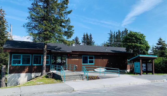 Seward Adventure Lodge