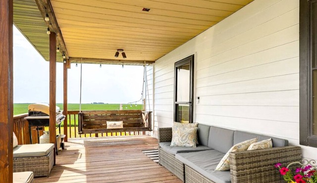Seward Nebraska Farm-Gym, Fire Pit, Pool, Sauna