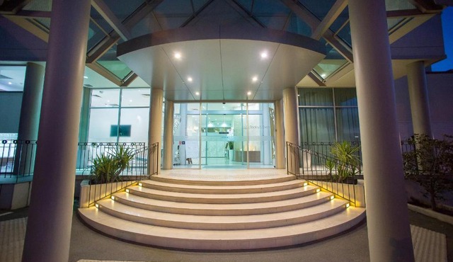 Sfera's Park Suites & Convention Centre