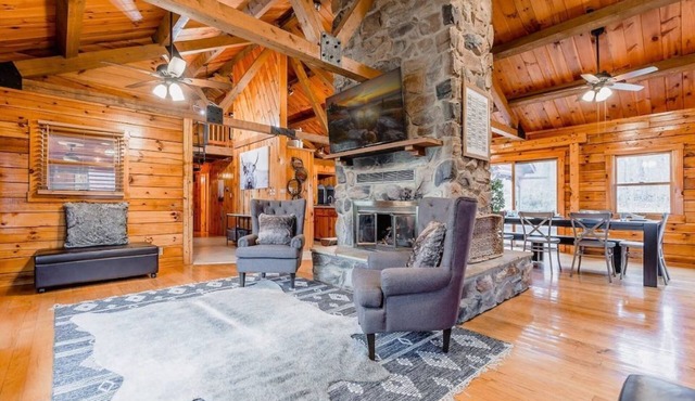 Shade Tree Cabin Near Harpers Ferry Casino Race Track