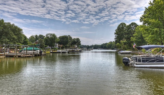 Shades of Summer by AvantStay | Gazebo, Dock, View