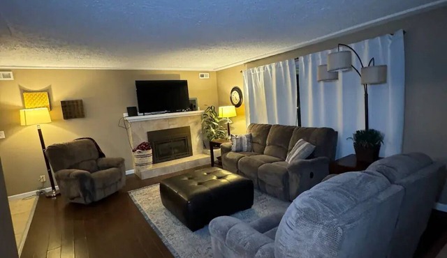 Shadle area home. 3 bed-2bathnn