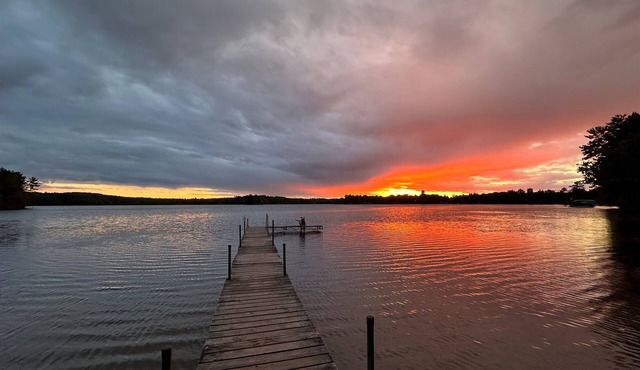 Shady Rest Cabin #8, 3BD, Sunset Views, Beach, Pets Welcome, Swimming, Firepit