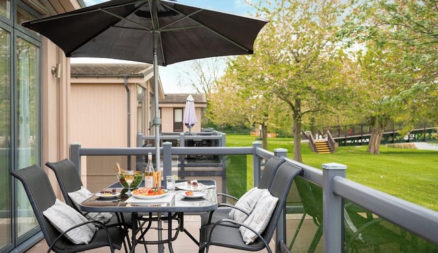 Shakespeare Lodge Pet Friendly