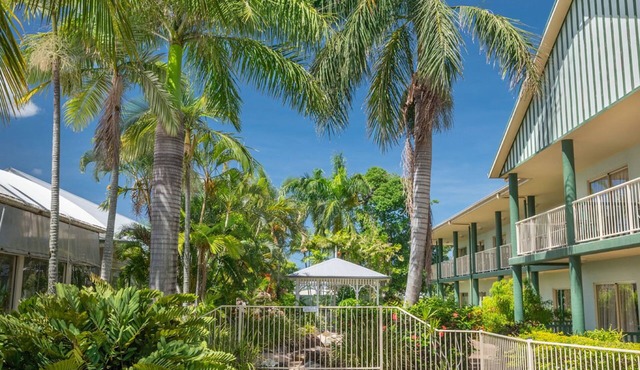 Shamrock Gardens Motel