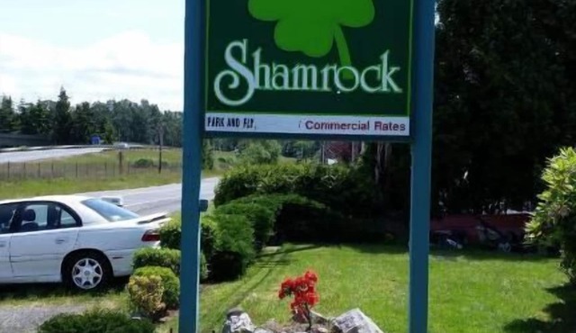 Shamrock Motel