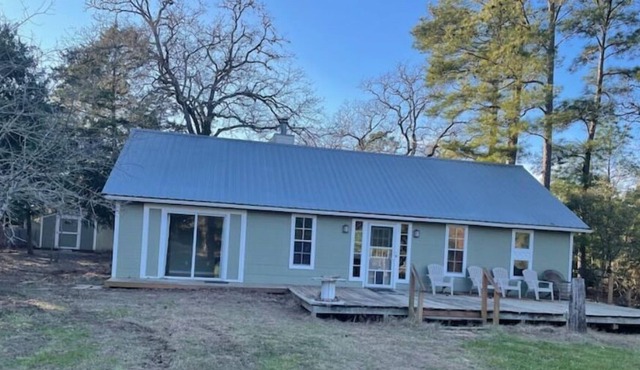 Shanti Cottage in the Lost Pines
