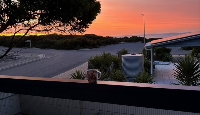 Shanti Retreat - Shanti Retreat - Your Peaceful Beachfront Escape