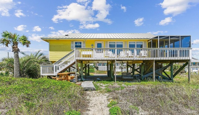 SHARE A HEAVENLY VACATION with your family, friends, and pets!