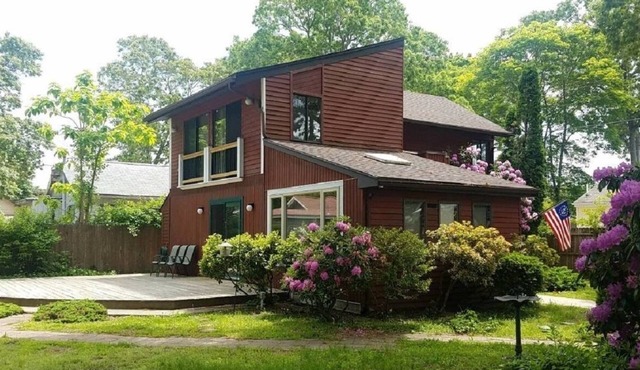 Share my Home- Walk to Beach - King Bed - Washer- Dryer