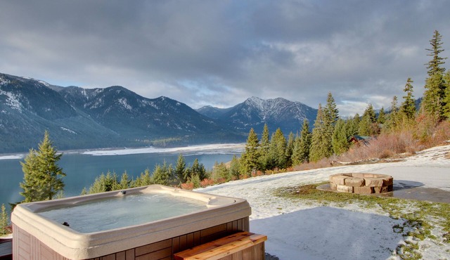 Shared Game Room: Dazzling Cle Elum Home