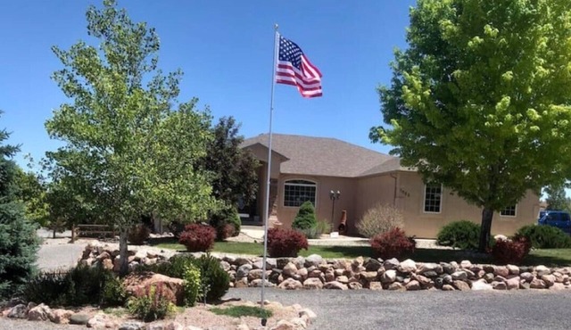 Shared Garden Level Serene Ranch near Lake Pueblo