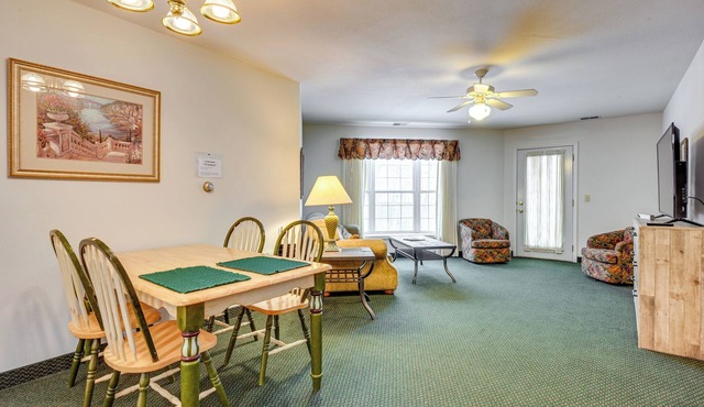 Shared Hot Tub Access! Gem 4 Mi to Dtwn Caseville