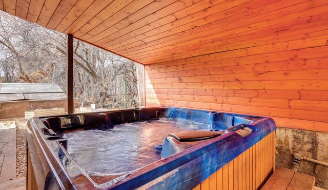 Shared Hot Tub: Santa Fe Casita in Old Tesuque