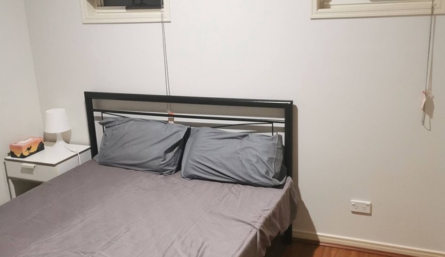 Shared house with other guests near shopping center and theme park