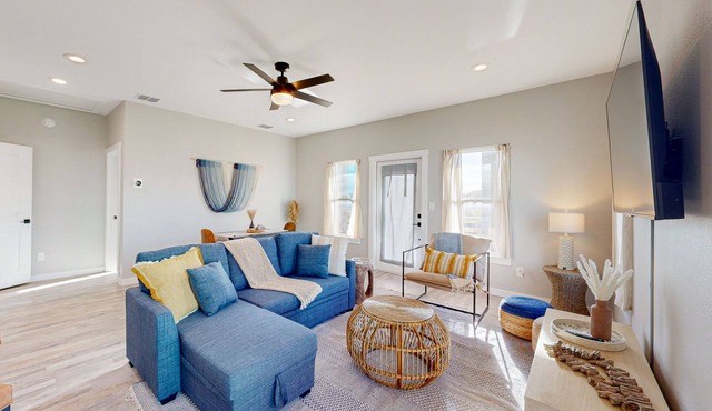 Shared Pool, Pet Friendly, Water View
