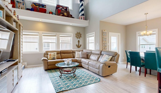 Shared Pool, Pet Friendly, Golf Cart Access