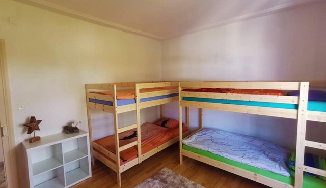 Shared room in nice apartment 1