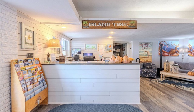 Shark Reef Resort Motel & Cottages