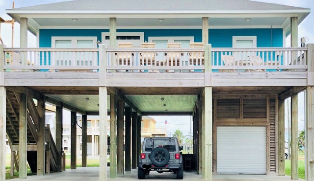 Shark Shack ~ 3rd Row Home ~ Holiday Addition ~ Ocean View ~ Basketball Goal