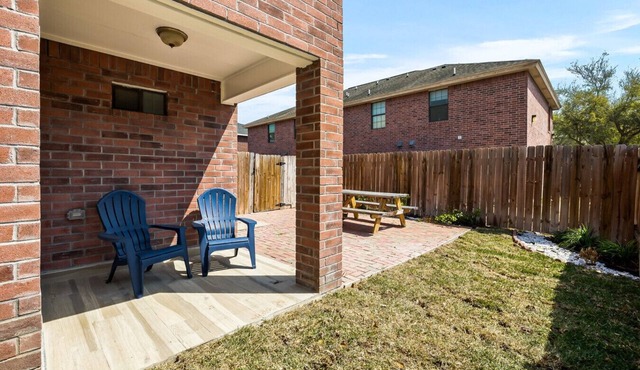 Sharyland Townhome - 2/2.5 bedrooms with patio in McAllen