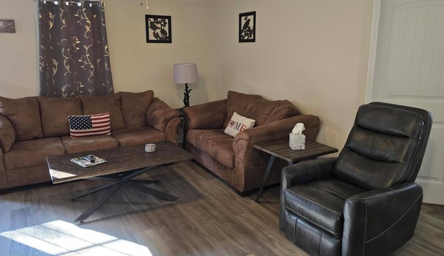 Shawnee Forest Retreat, Suite A, near Garden of the Gods, Southern IL