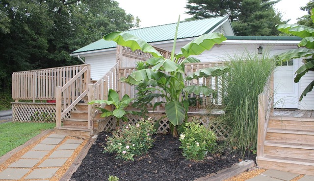 Shawnee Trails Lodging and Suites