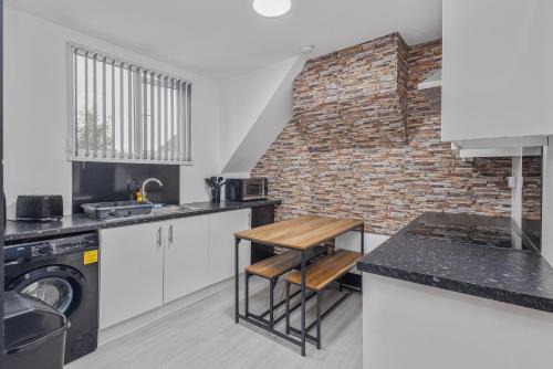 Sheaf 3 Luxury 2BR Sleeps 4 Fast Wi-Fi Sheldon