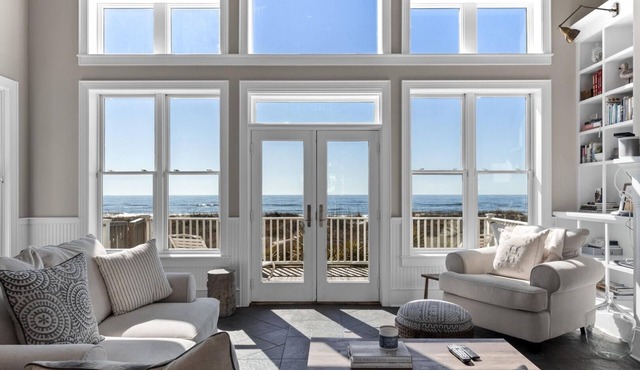 Shearwater 4 Bedroom Home by RedAwning