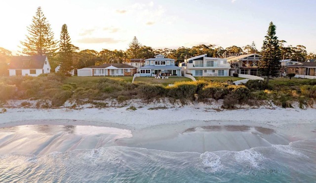 'Shearwater' - Jervis Bay Beach Front