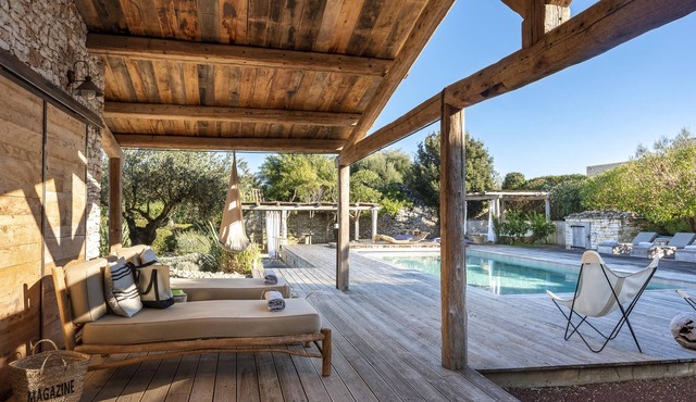 Sheepfold, 4 bedrooms, 10 people, heated pool